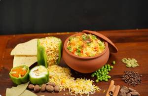 Veg Handi Dum Hyderabadi Biryani full 800 grams