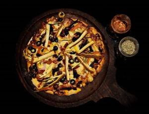 P 44 King Cobra Pizza