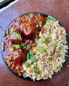Machurian Gravy With Fried Rice