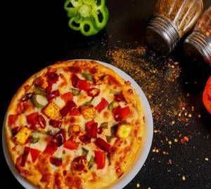 Paneer maharaja pizza