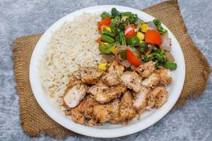Brown Rice With Grill Chicken And Exotic Veggies