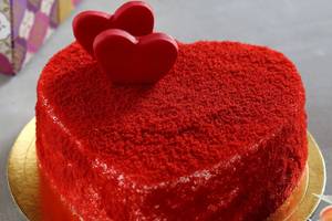 Sweet Heart Red Velvet Cake