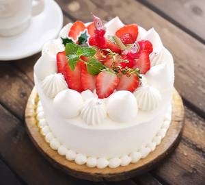 Strawberry cake