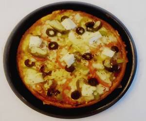 Garlic Blast Paneer Pizza