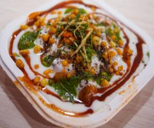 Lucknowi Aloo Tikki Chaat