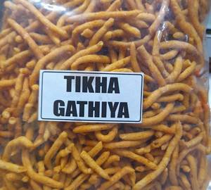 Tikha Gathiya (250 Gms)