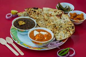 Aloo Naan (kulcha) Chole, Rajdarbar Paneer