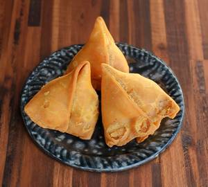 Matar Paneer Samosa