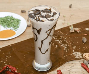 Oreo Biscuit Milk Shake