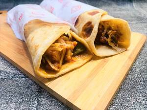 Chicken Schezwan Frankie