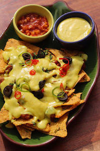 Nachos With Beans & Cheese Sauce