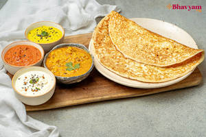 Vendhaya Dosa Vadacurry