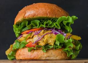 Chicken Coleslaw Burger - 55g Protein Meal