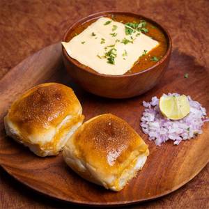 Cheese pav bhaji                                                           