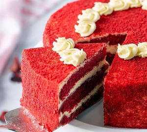 Eggless Pure Red Velvat Cake
