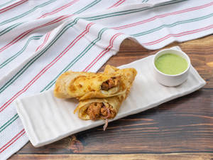 Single Egg Single Chicken Roll (1 pc)