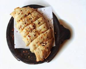 Chicken Stuffed Garlic Bread