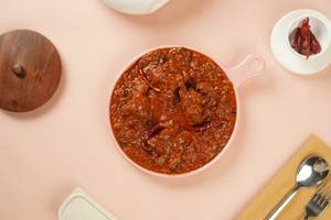 Rajasthani Laal Maans (4 Pcs)