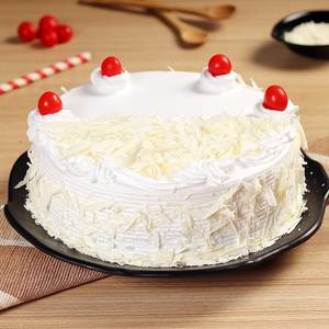 White forest cake [1/2 Pound]                                                             