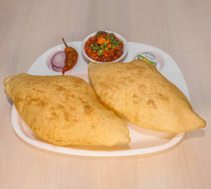 Chhola Bhatura