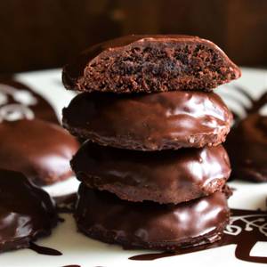 GoWhey Choco Peanut Cookies dipped in Pure chocolate(200gm)