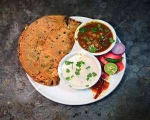 Paneer paratha