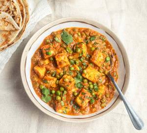 Matar Paneer+5 Tawa Roti+Boondi Raita