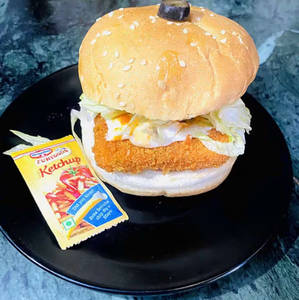Veg cheese paneer burger