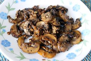 Mushroom Salt & Pepper
