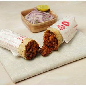 Chicken(Dajaj) Makhani roll
