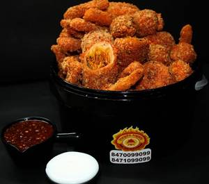 Mix Kurkure Bucket Party Combo 2500ml 50 Pcs {serves 5-6}