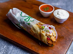 Double Egg Double Chicken Schezwan Roll
