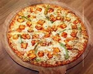 Tandoori Paneer Pizza
