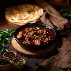 Chicken Varutharachathu