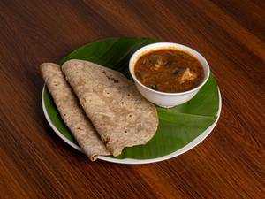 Chapati ( 2 ) With Chicken Curry