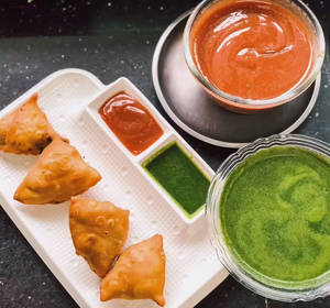 Samosa Combo with Coke