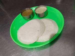 Tatte Idli [2Pcs]