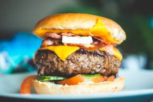 Tandoori Chicken Cheesy Burger