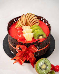 Strawberry Delight Cake