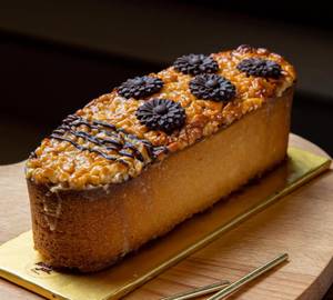 Caramelized Nuts and Honey Tea Cake (450gm)