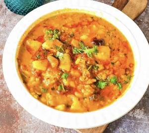 Aloo Tamatar Subzi (serve 1)