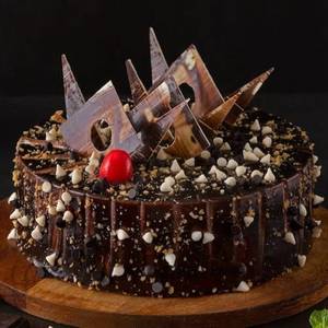 Eggless White Choco Chips Cake