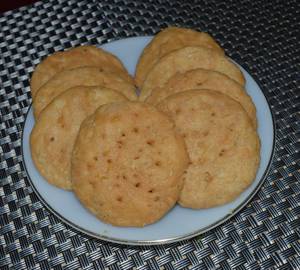 Namkeen mathri