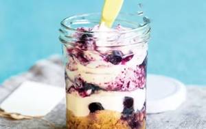 Vanilla Blueberry Cake In Jar (1 Pc)                                                     