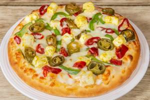 Spicy Bbq Paneer Pizza