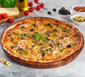 12" Chilli Olives Pizza