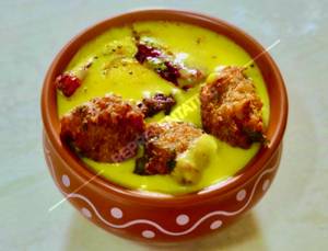 Kadhi Pakoda