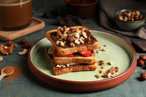 Chocolate Nuts Grilled Sandwich