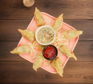 Chicken Momos (8 Pcs)