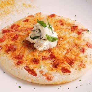 Onion tomato uttapam